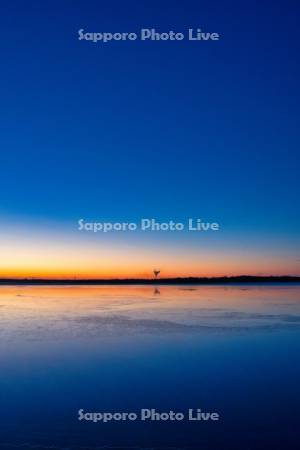ウトナイ湖の朝焼け