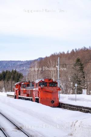 ラッセル車（DE15）