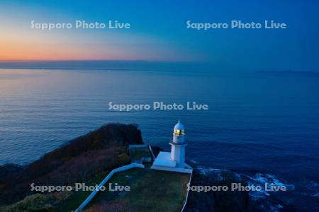夜明けの地球岬