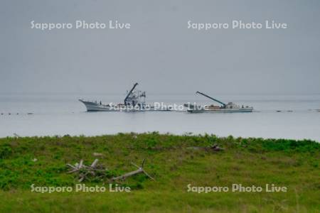 野付半島　漁船