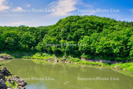 神居古潭　石狩川