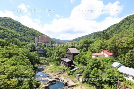 定山渓温泉　豊平川