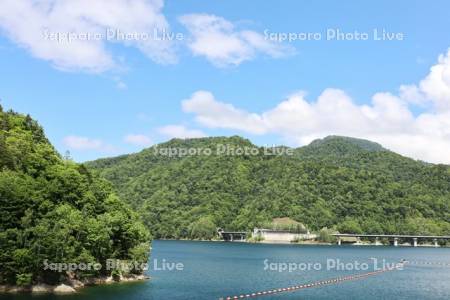 定山渓ダム　さっぽろ湖