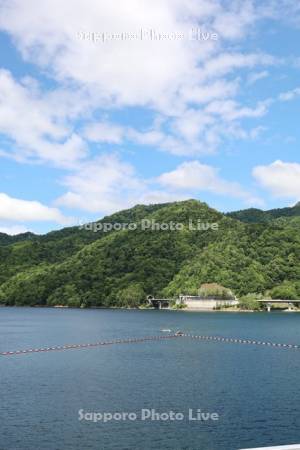 定山渓ダム　さっぽろ湖